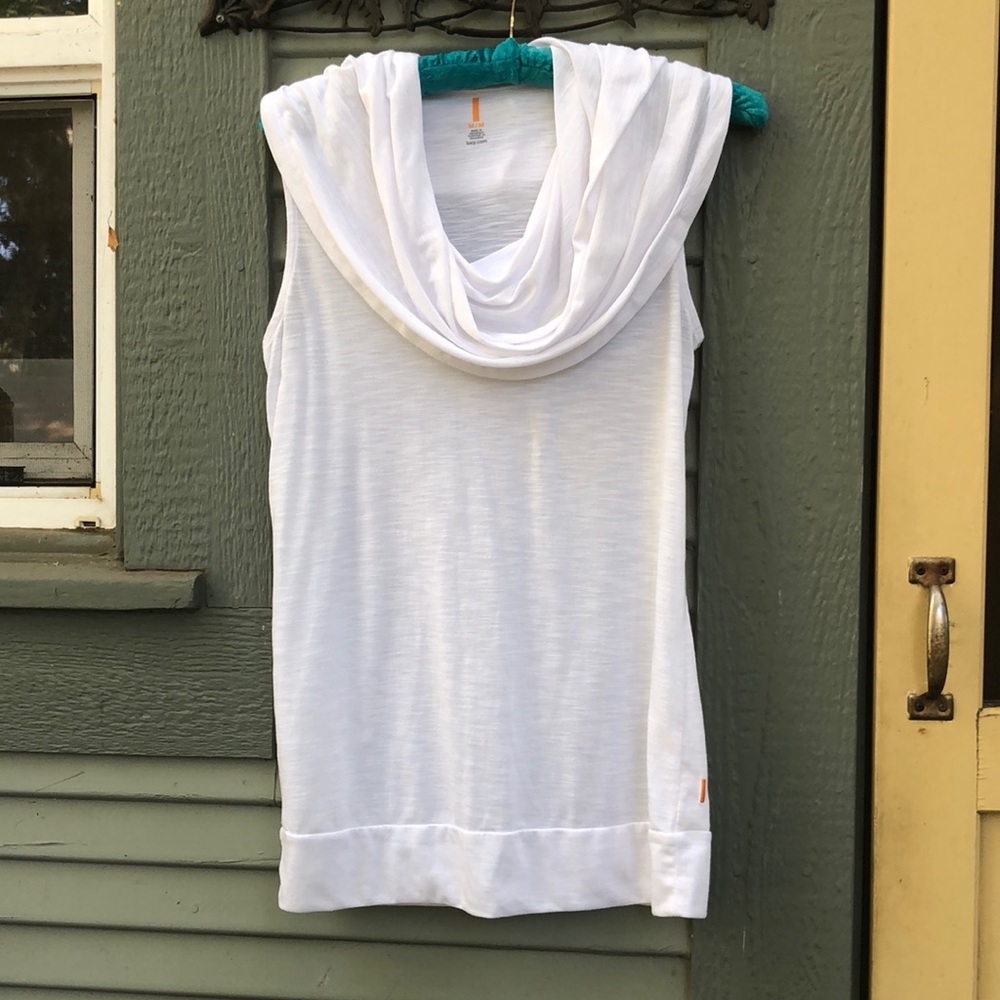 Lucy Body & Mind White Cowel Neck Sleeveless Top S